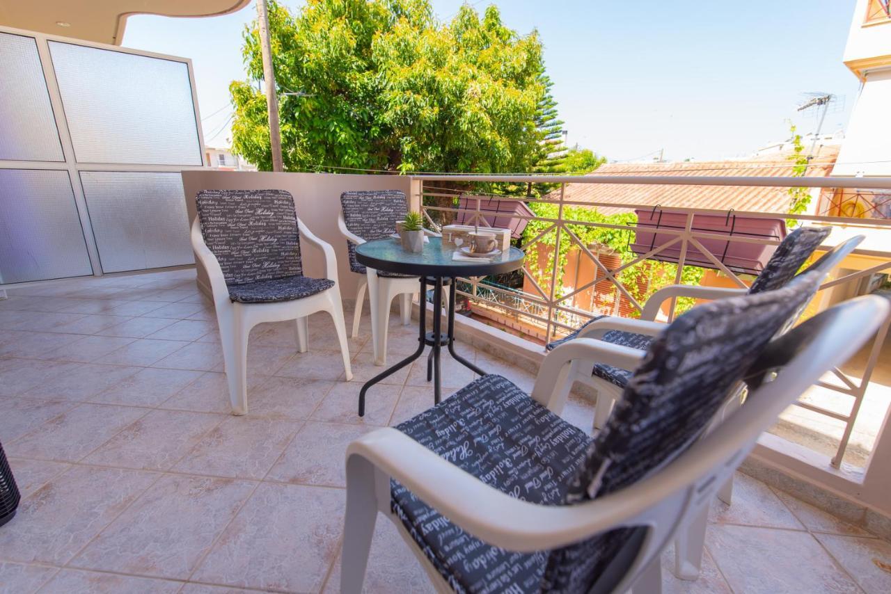 Smile Sea Apartment Kalamata Ngoại thất bức ảnh
