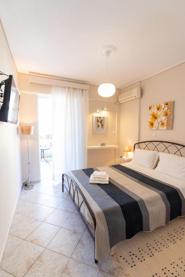 Smile Sea Apartment Kalamata Ngoại thất bức ảnh